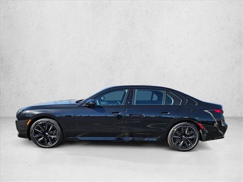 New 2026 BMW 740i w/ Premium Package RWD image 5