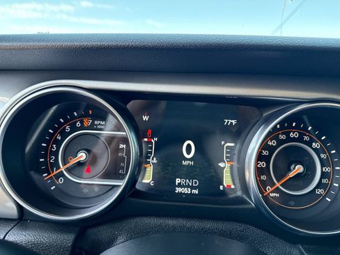 Used 2020 Jeep Gladiator Overland AWD/4WD image 20
