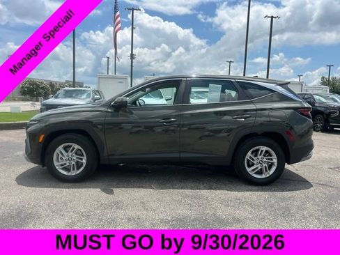 Used 2025 Hyundai Tucson SE FWD image 6