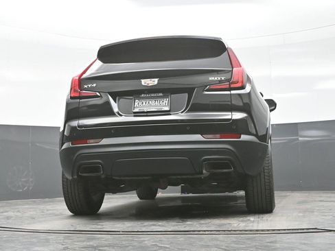 Used 2019 Cadillac XT4 Luxury w/ Cold Weather Package FWD image 29