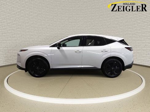Certified 2025 Nissan Murano SV w/ Cargo Package AWD/4WD image 8