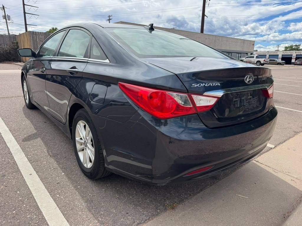 Used 2013 Hyundai Sonata GLS w/ Popular Equipment Pkg FWD image 7