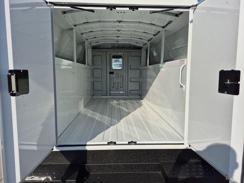 New 2025 Chevrolet Express 3500 w/ Power Convenience Package image 7