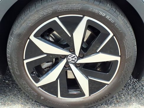 Certified 2023 Volkswagen ID.4 Pro S RWD image 9