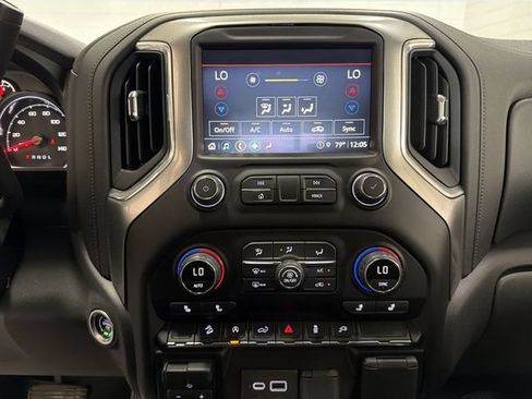 Certified 2021 Chevrolet Silverado 1500 RST w/ Convenience Package II AWD/4WD image 19