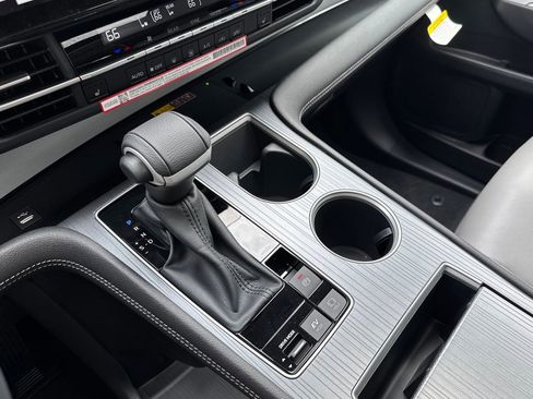 New 2026 Toyota Sienna XLE FWD image 27