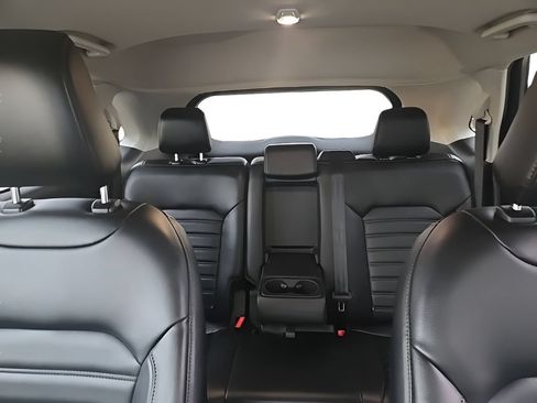 Used 2023 Ford Edge SEL w/ Convenience Package AWD/4WD image 16