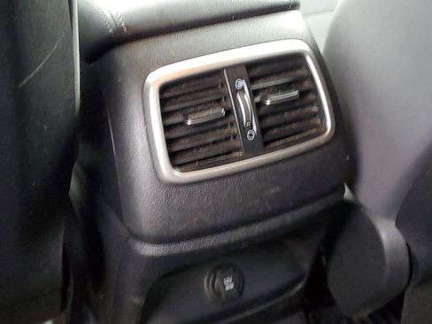 Used 2019 Kia Sorento L image 31