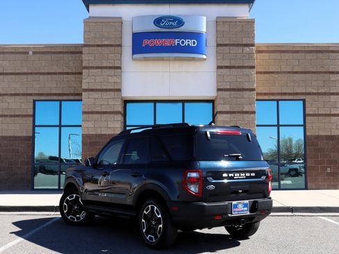 Used 2021 Ford Bronco Sport Outer Banks image 8