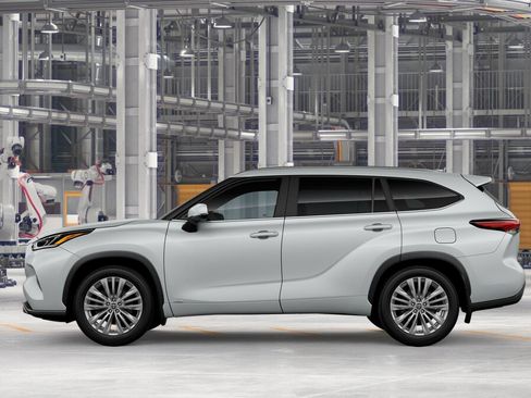 New 2026 Toyota Highlander Platinum AWD/4WD image 4