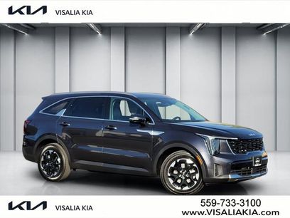 New 2026 Kia Sorento S w/ S Panoramic Sunroof Package