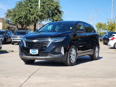 Used 2022 Chevrolet Equinox LT image 3