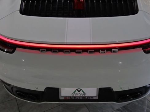 Used 2020 Porsche 911 Carrera RWD image 8