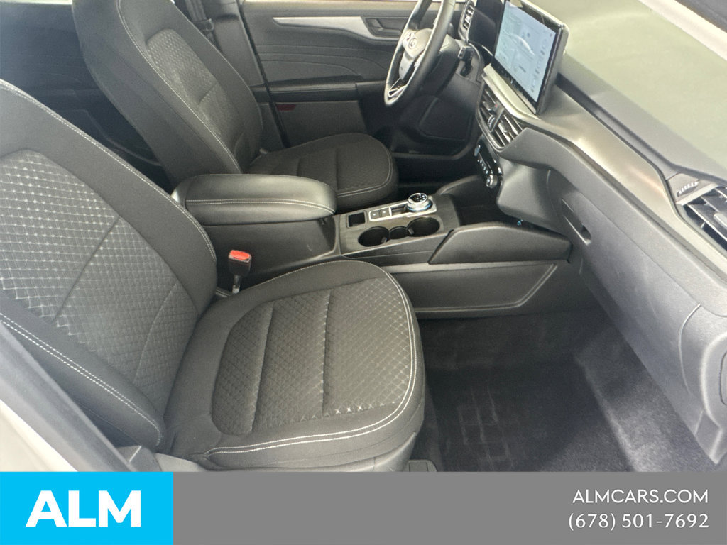 Used 2023 Ford Escape Active w/ Tech Pack #1 FWD image 16