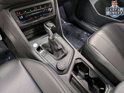 Used 2023 Volkswagen Tiguan SE R-Line AWD/4WD image 16