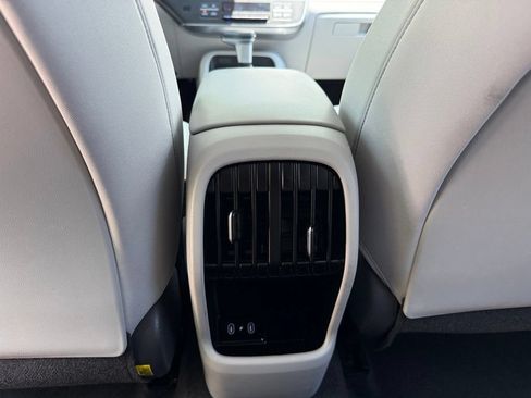 Used 2024 Hyundai Kona SEL AWD/4WD image 29