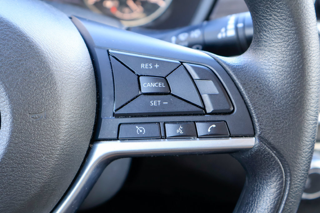 Used 2025 Nissan Altima 2.5 SV FWD image 13
