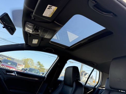 Used 2014 Volkswagen GTI Driver's Edition image 7