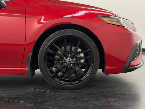 Used 2024 Toyota Camry XSE image 12