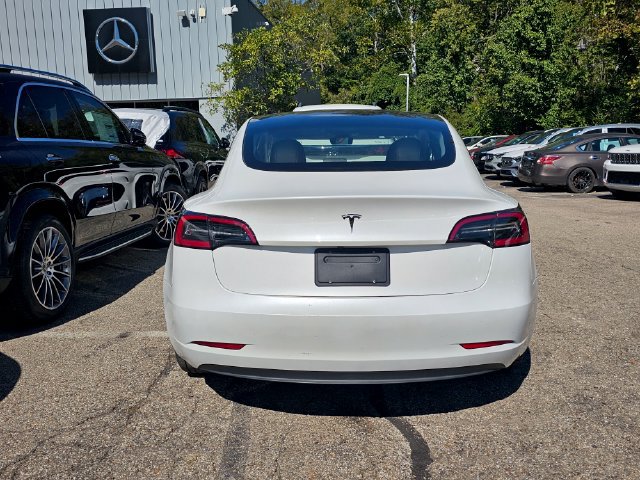 Used 2023 Tesla Model 3 Standard Range RWD image 4