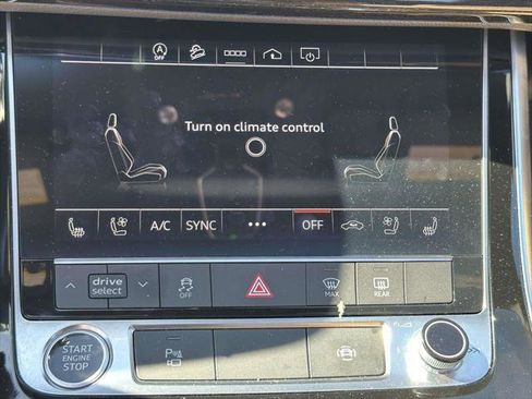 Used 2023 Audi Q8 Premium Plus w/ Premium Plus Package image 29