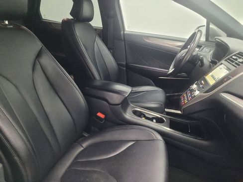 Used 2016 Lincoln MKC Premiere FWD image 21