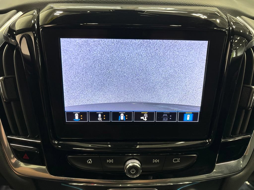 Used 2023 Chevrolet Traverse LT w/ LT Premium Package AWD/4WD image 30