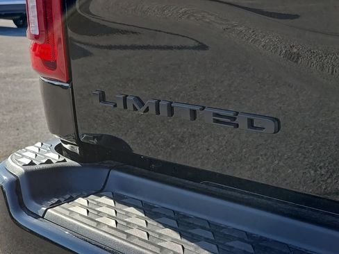 New 2026 RAM 3500 Limited AWD/4WD image 18