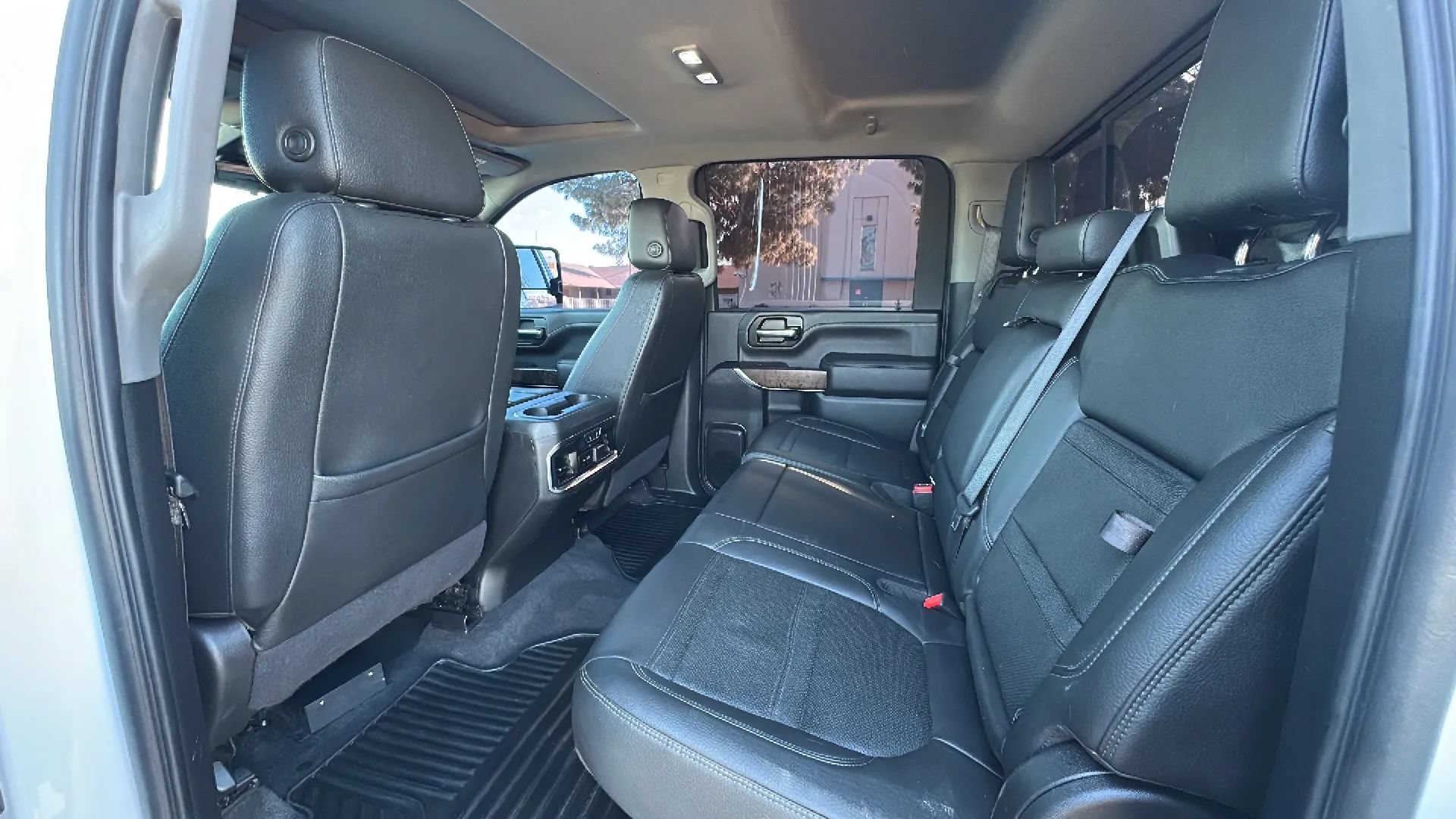 Used 2020 GMC Sierra 2500 Denali w/ Denali Ultimate Package AWD/4WD image 12