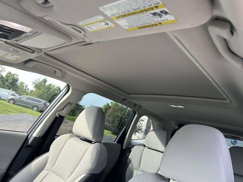 Used 2022 Subaru Forester Premium AWD/4WD image 21