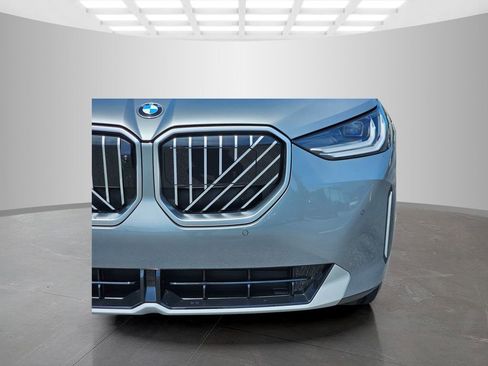 Used 2026 BMW X3 xDrive30 w/ Premium Package image 9