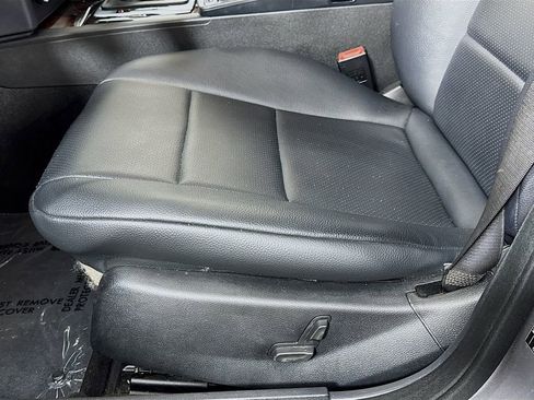 Used 2014 Mercedes-Benz C 250 Sedan image 19