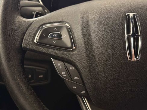 Used 2019 Lincoln MKC Premiere image 50