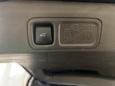 Certified 2022 Lincoln Navigator L Reserve image 35