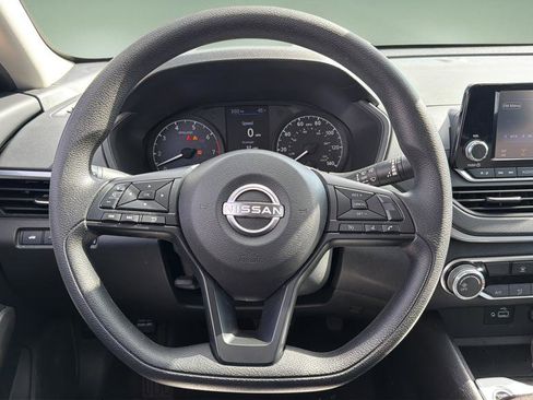 Certified 2024 Nissan Altima 2.5 S image 9