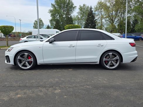 Used 2023 Audi A4 2.0T Premium Plus w/ Premium Plus Package AWD/4WD image 2