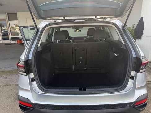 Used 2025 Volkswagen Taos S image 31