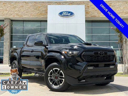 Used 2025 Toyota Tacoma TRD Sport RWD image 1