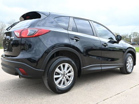 Used 2016 MAZDA CX-5 Touring image 3