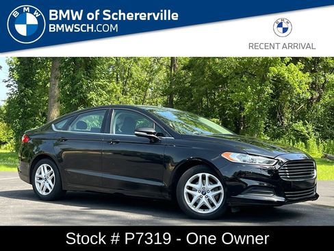 Used 2016 Ford Fusion SE FWD image 1