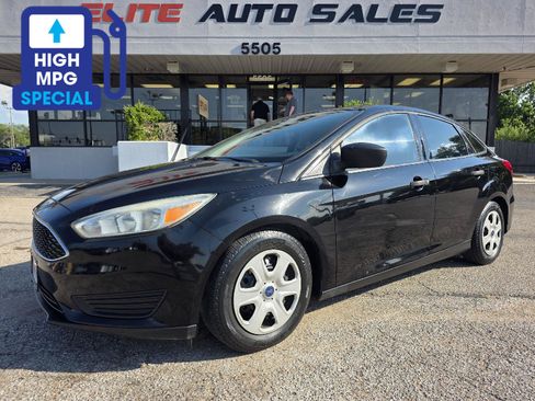 Used 2016 Ford Focus S FWD image 1