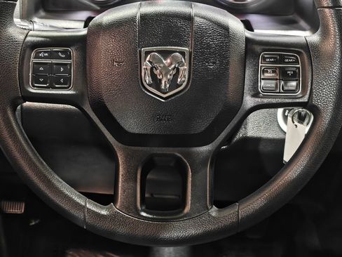 Used 2018 RAM 1500 Express w/ Express Value Package AWD/4WD image 5