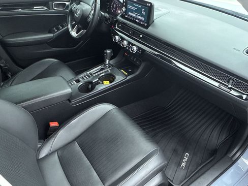 Used 2022 Honda Civic Touring image 15