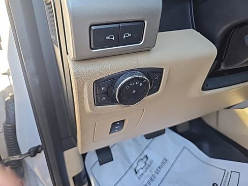 Used 2016 Ford F150 Lariat image 24