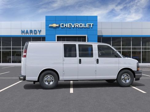 New 2026 Chevrolet Express 2500 w/ Driver Convenience Package RWD image 5