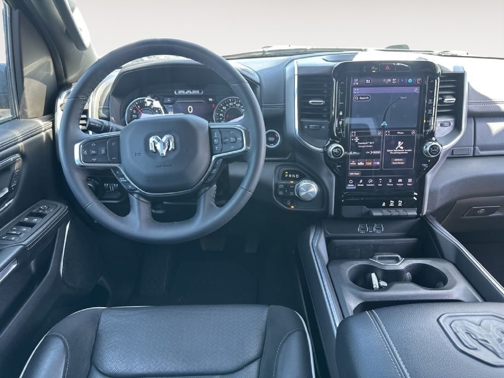 Used 2025 RAM 1500 Laramie AWD/4WD image 32