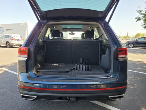 Used 2023 Volkswagen Atlas SE w/ Panoramic Sunroof Package FWD image 27