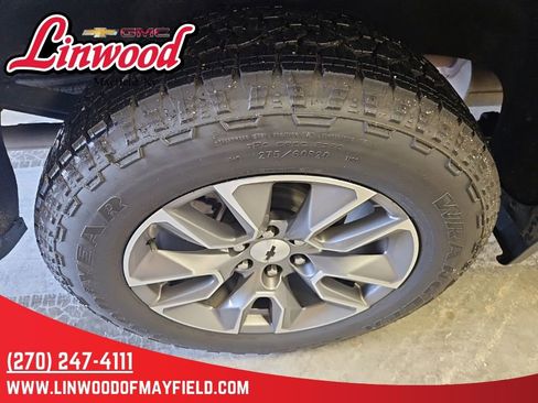 Used 2019 Chevrolet Silverado 1500 RST AWD/4WD image 8