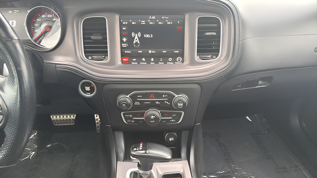 Used 2023 Dodge Charger Scat Pack w/ Plus Group RWD image 4