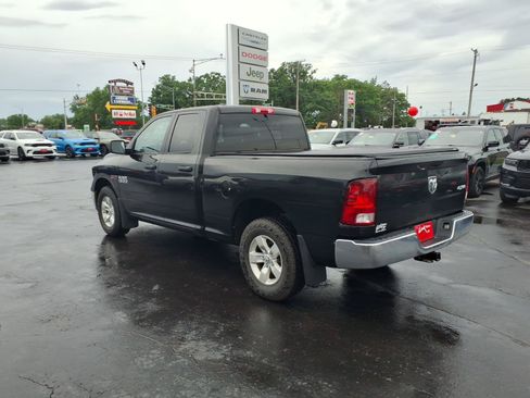 Used 2015 RAM 1500 Tradesman w/ Popular Equipment Group AWD/4WD image 4